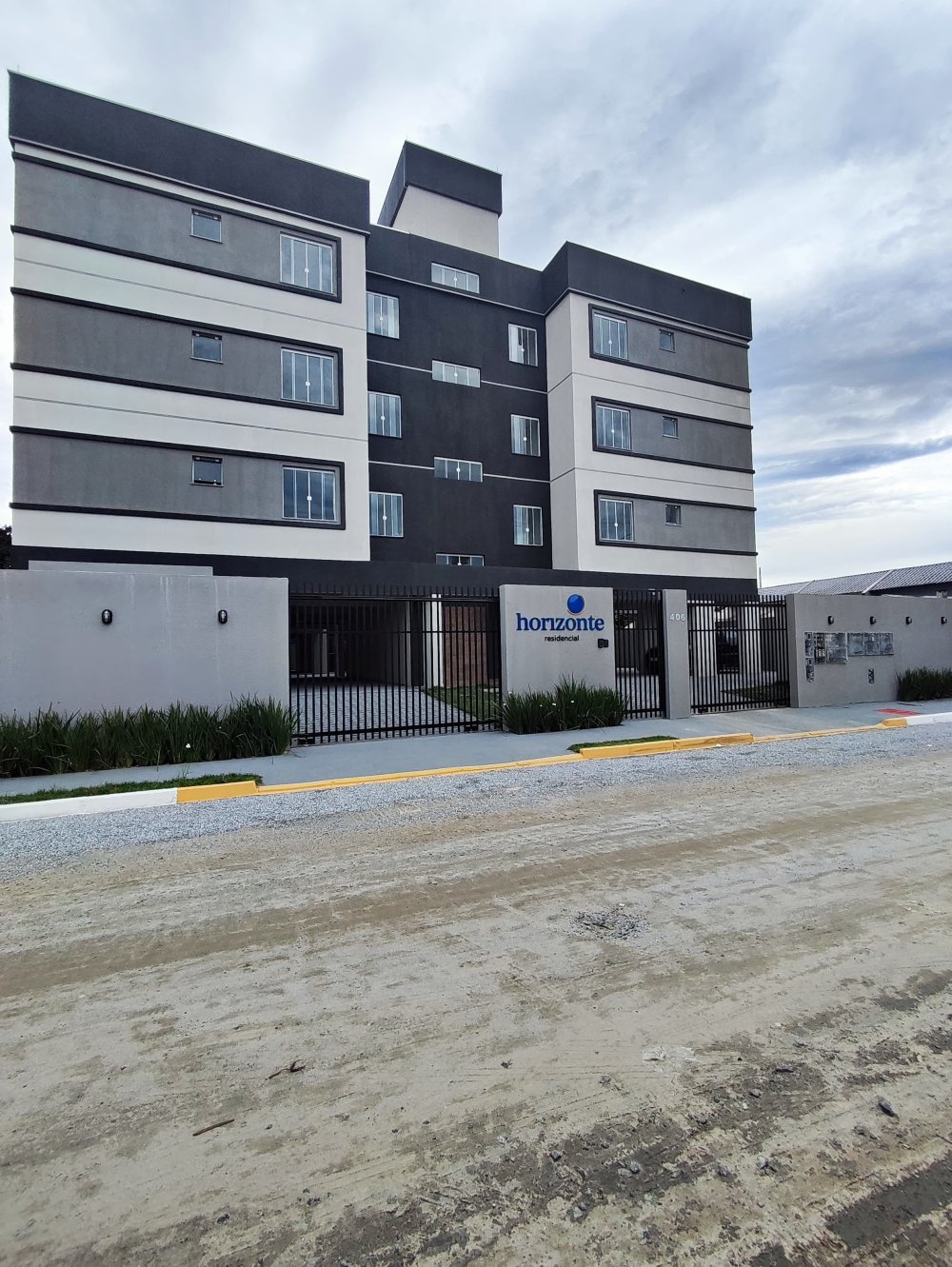 Apartamento - Venda - Praia de Leste - Pontal do Paran - PR