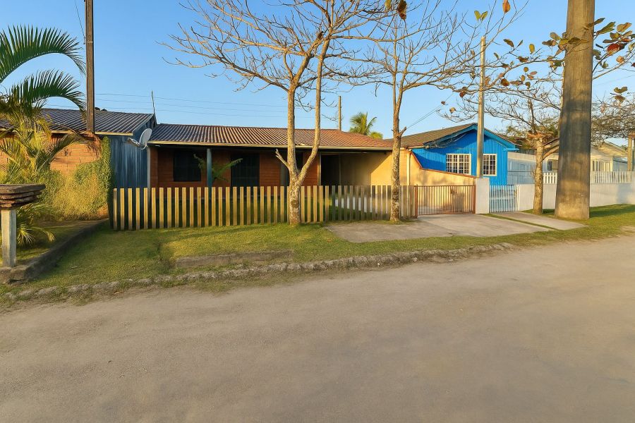 Casa - Venda - Praia de Leste - Pontal do Paran� - PR