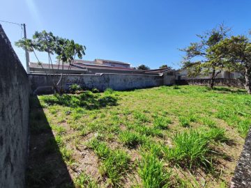 Terreno no Graja� � 250 Metros do Mar